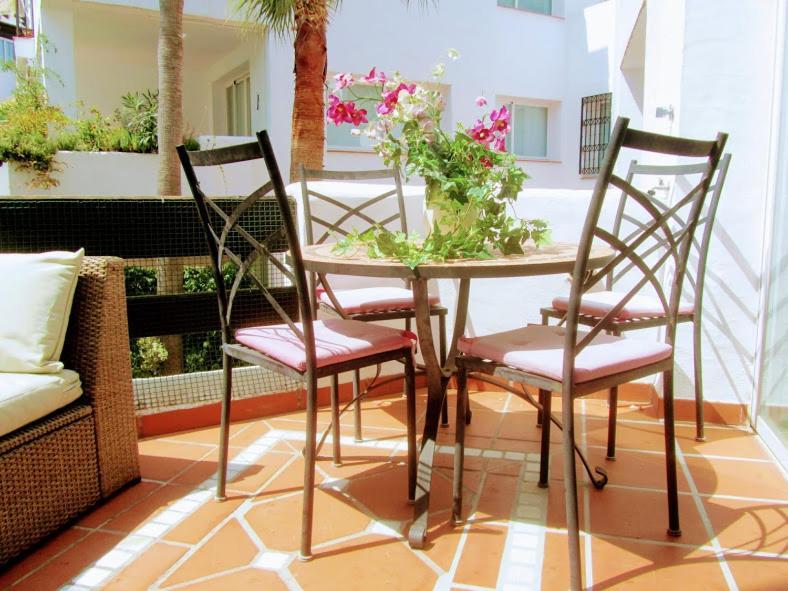 Jardines De Aldaba, Puerto Banus. Apartamento
