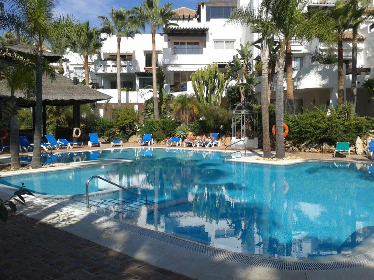 Jardines De Aldaba, Puerto Banus. Apartment Marbella