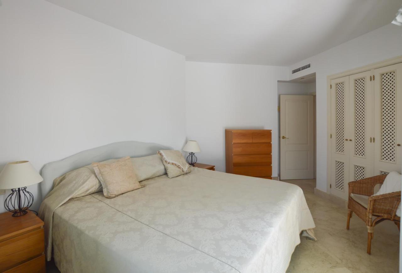Apartment Jardines De Aldaba, Puerto Banus.